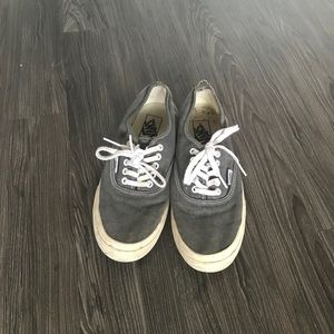 Vans authentic